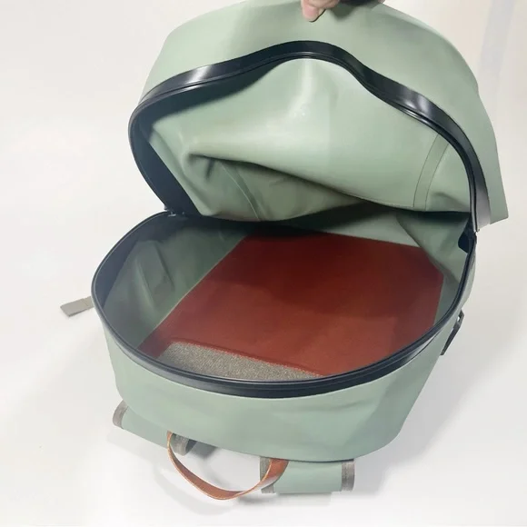 Fishpond Thunderhead Submersible Backpack - Picture 4 of 10